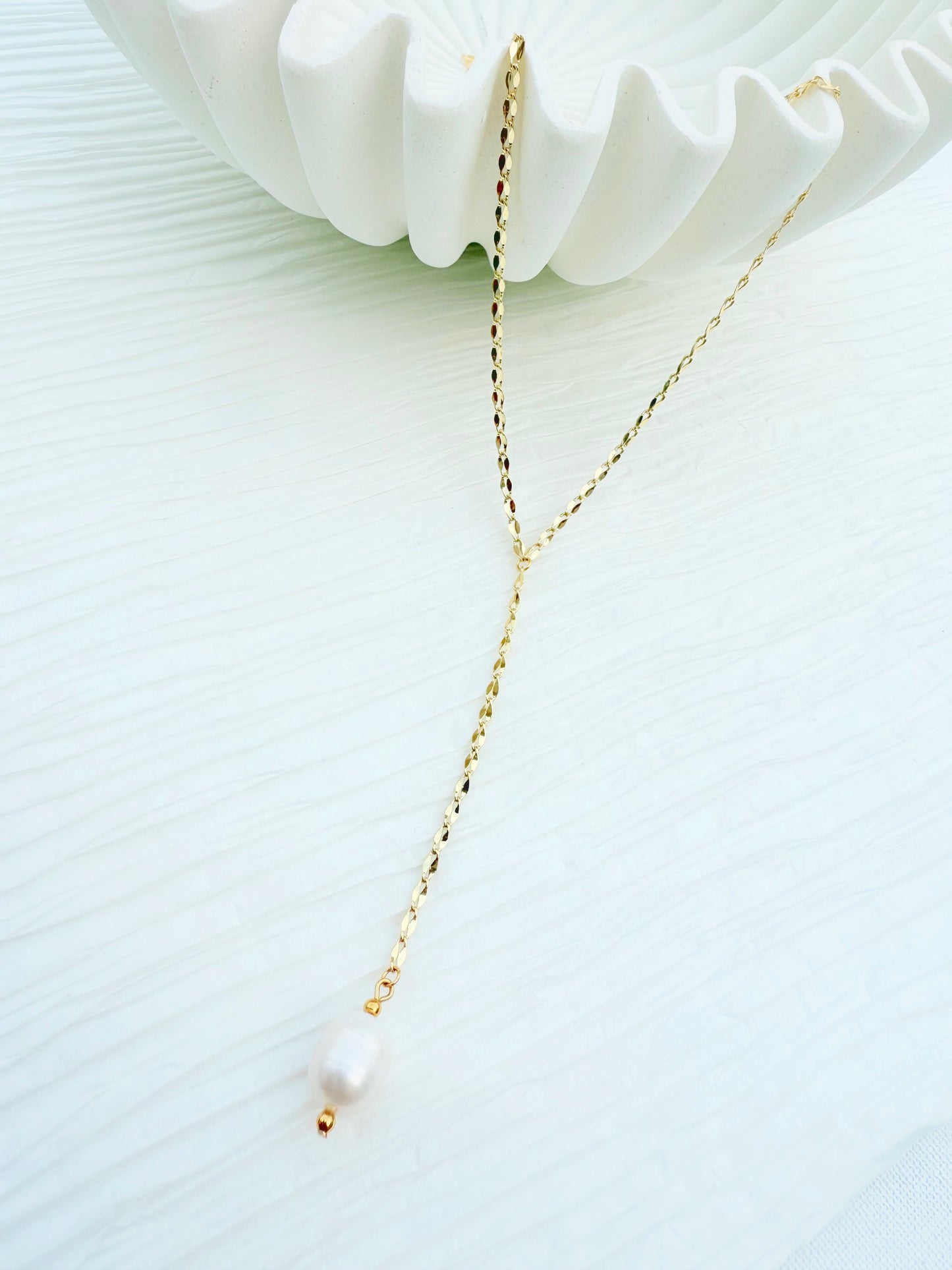 Pearl Drop Lariat