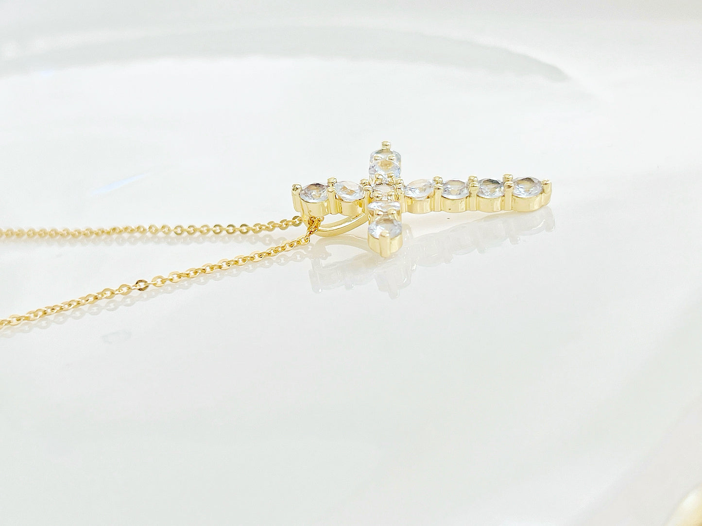 Bolt Cross
