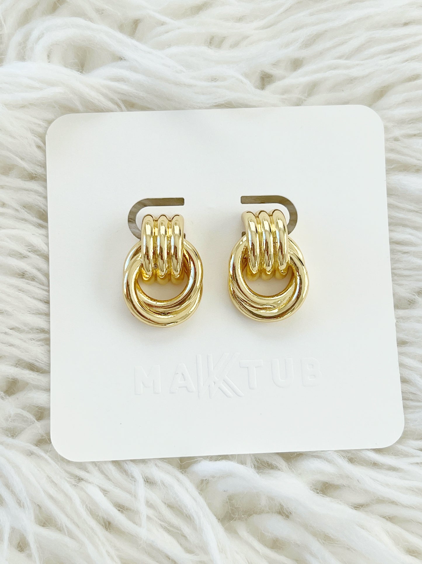 Vintage knot Studs