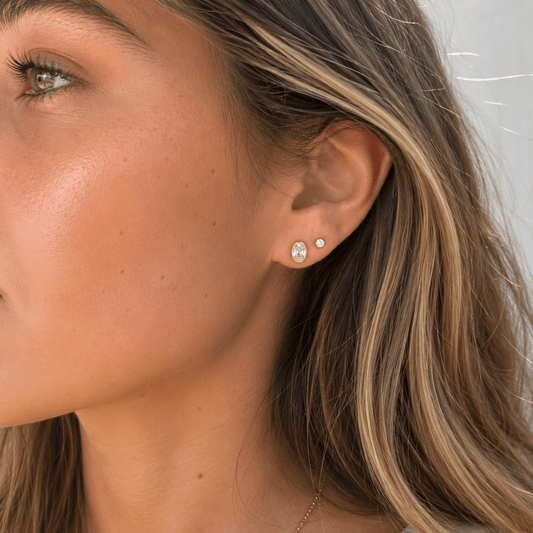 Oval Bezel studs - Jewelry Maktub LLC