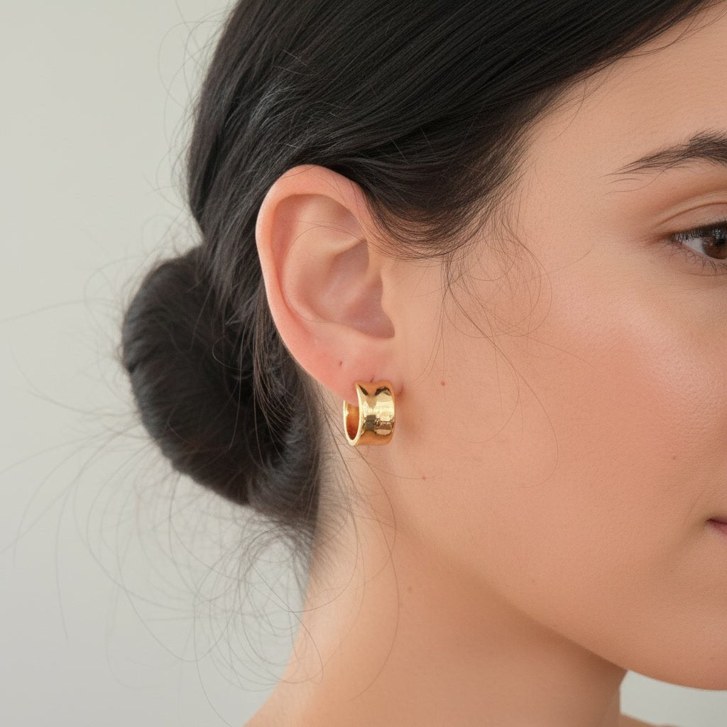 18K Gold Filled Chunky Huggie Hoop Earrings - Jewelry Maktub LLC