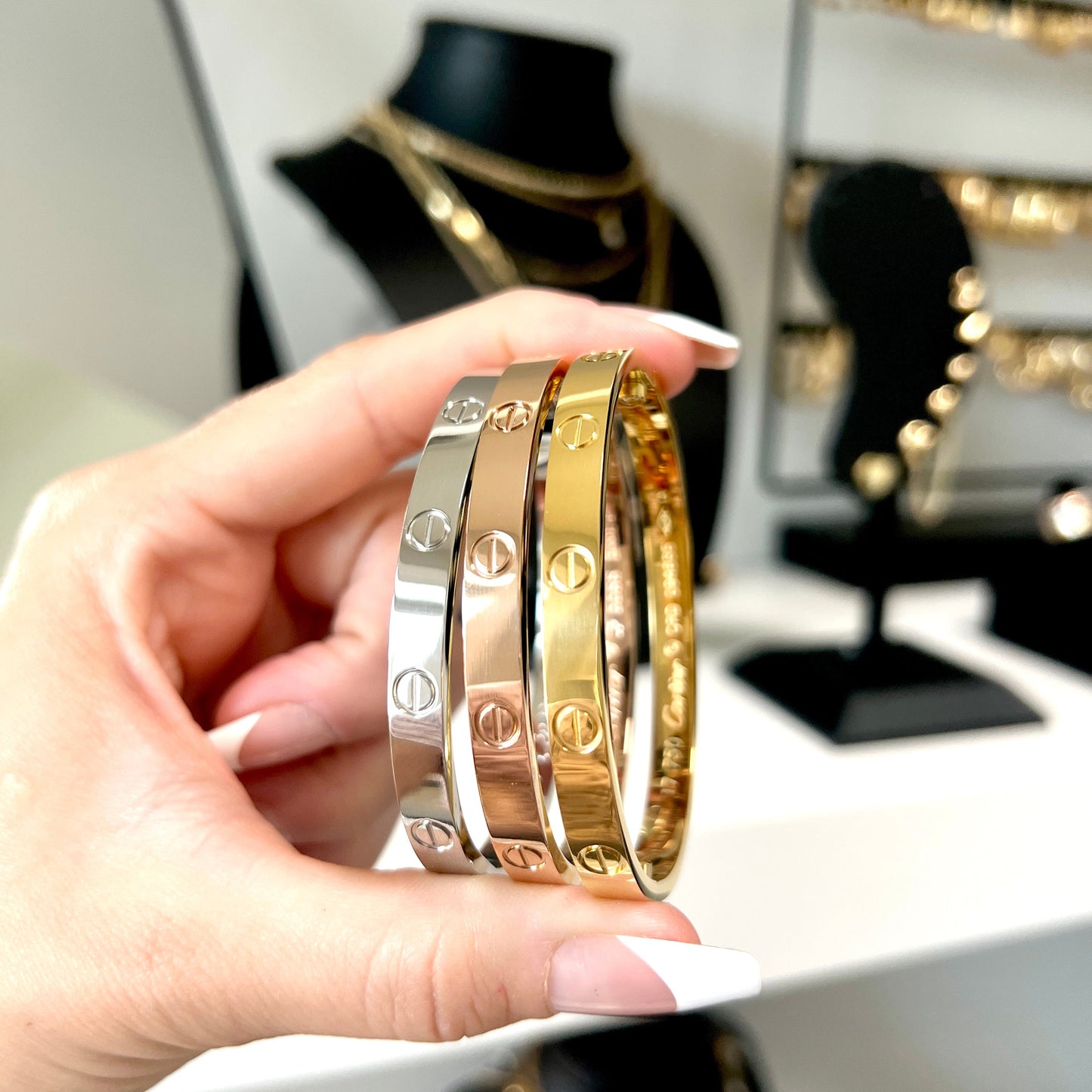 Mesh Love Bracelet