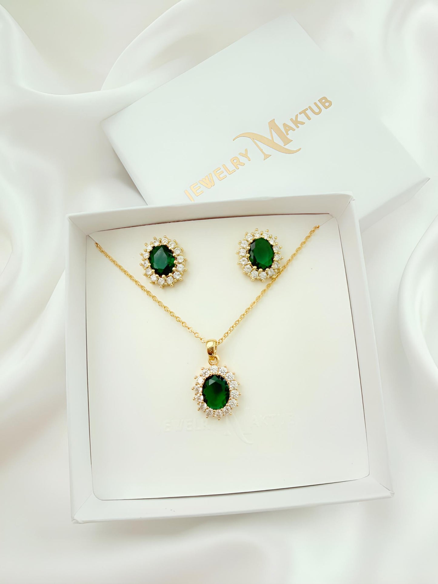 Gemstone Halo Set