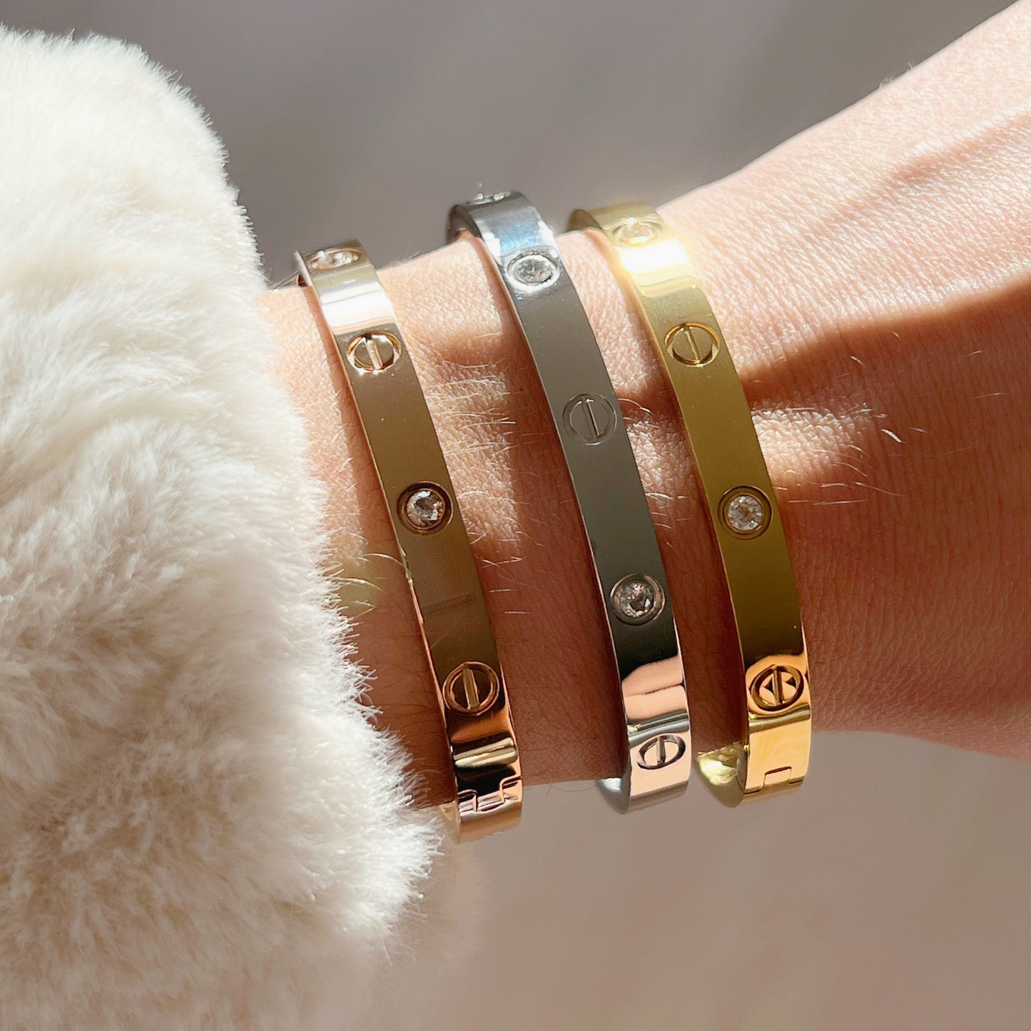 Mesh Diamonds Bangle