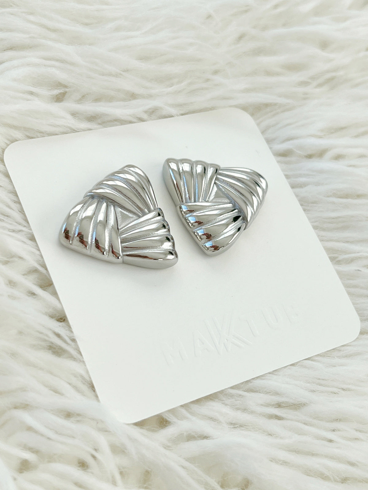 Alexia Bold Earrings - Jewelry Maktub LLC
