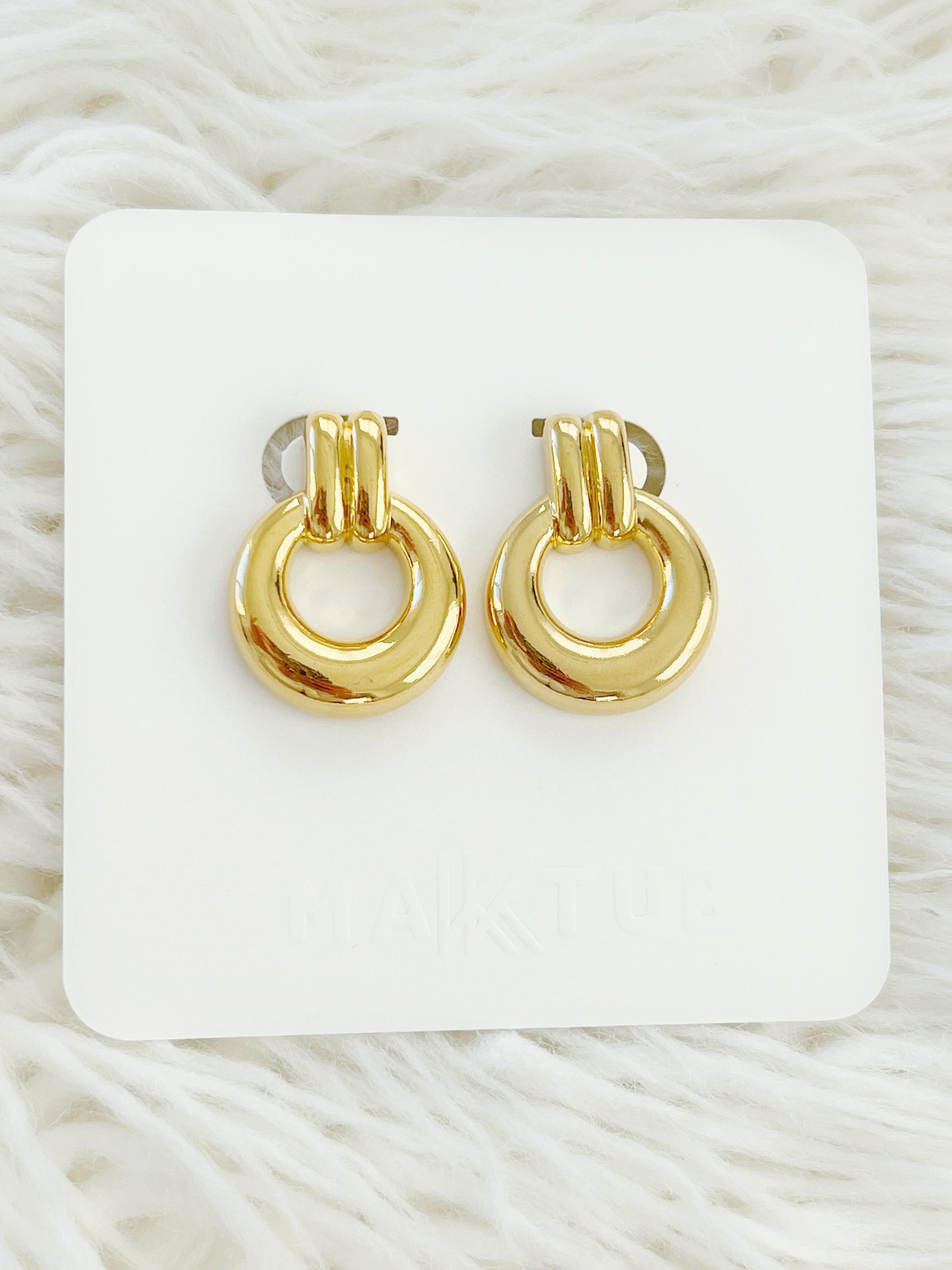 Classic Hoop - Jewelry Maktub LLC