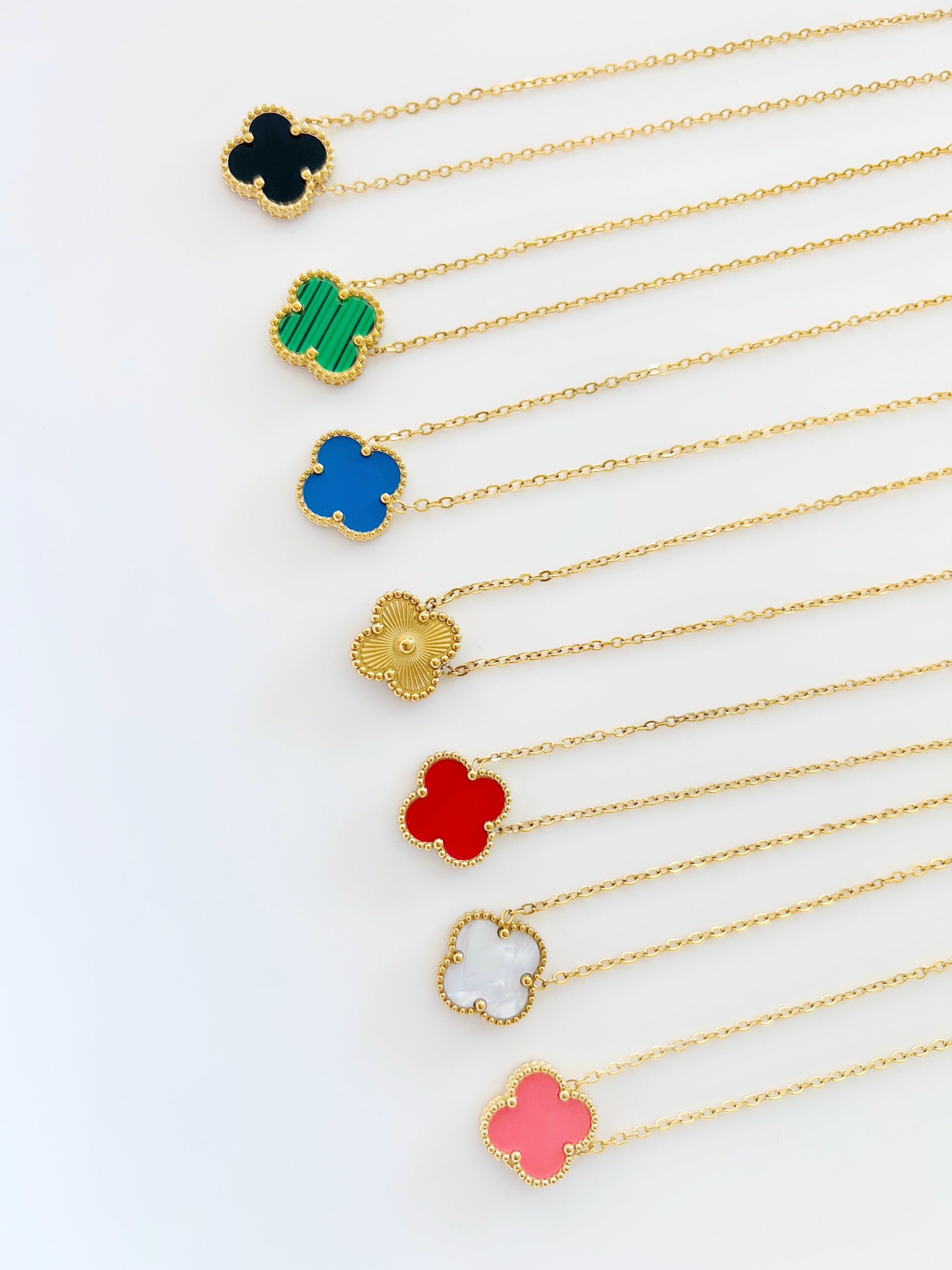 Clover necklace - Jewelry Maktub LLC