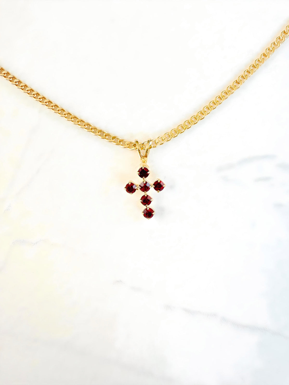 Dainty Cross - Jewelry Maktub LLC