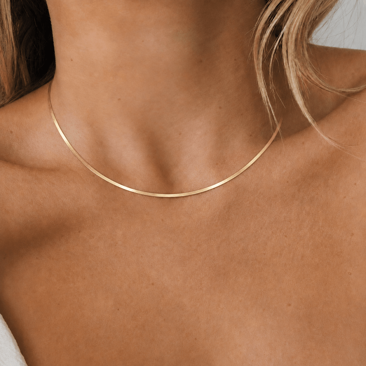 Dainty Herringbone Necklace - Jewelry Maktub LLC