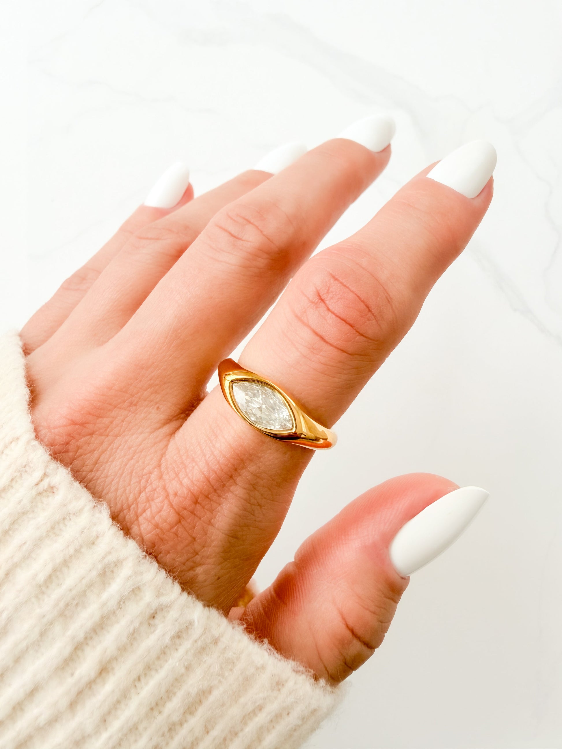 Emma Ring - Jewelry Maktub LLC