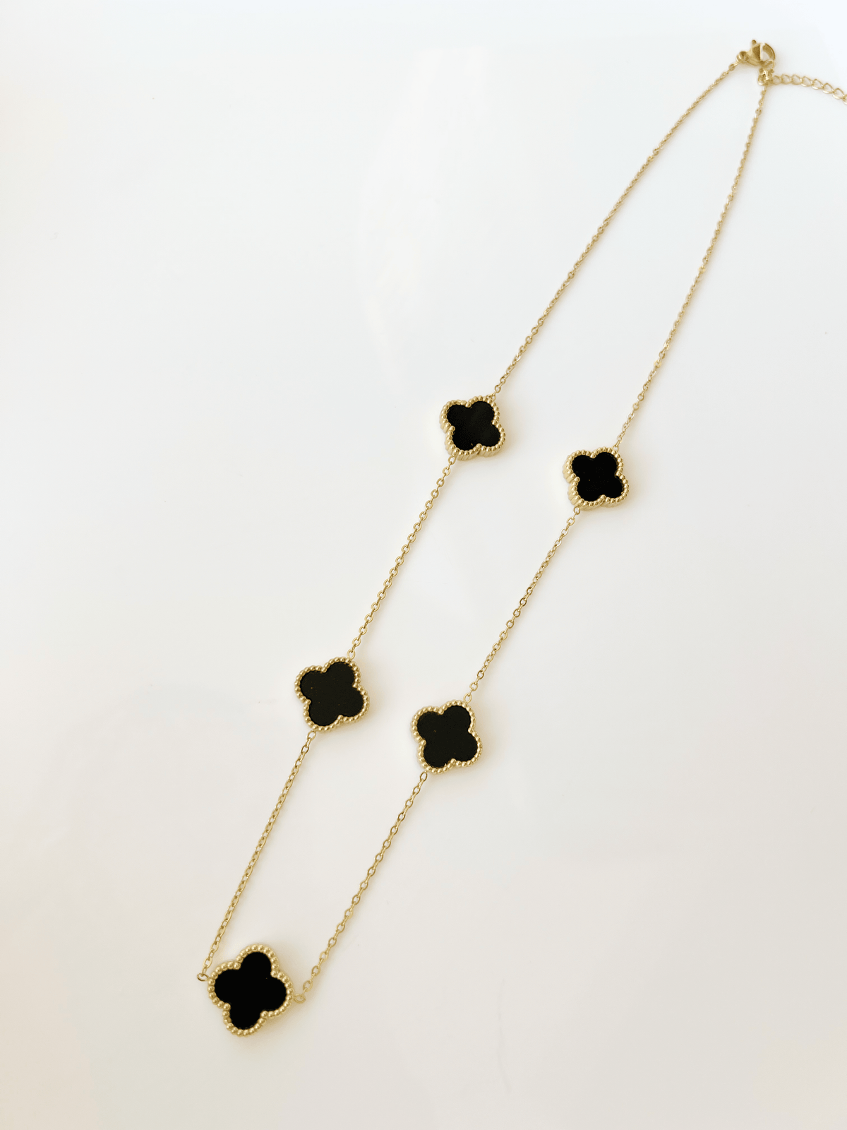 Five Clovers necklace - Jewelry Maktub LLC