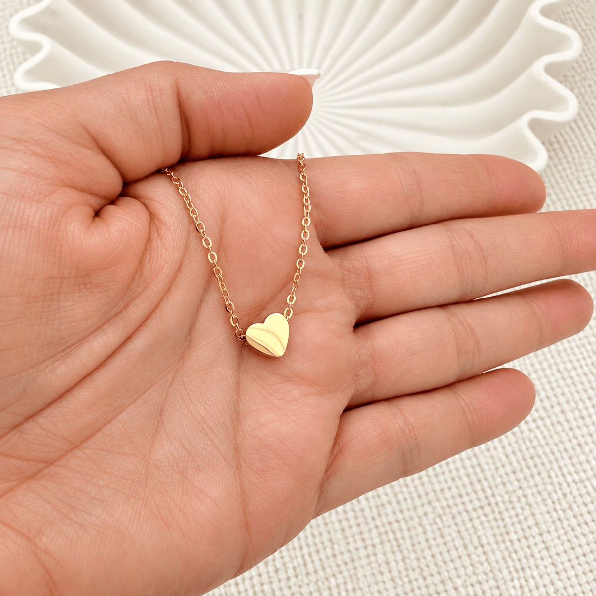 Golden Heart Necklace - Jewelry Maktub LLC