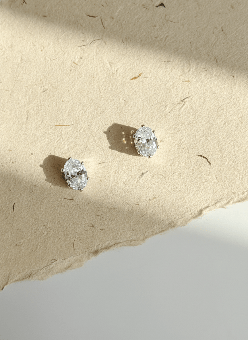 Hayley Silver Studs - Jewelry Maktub LLC