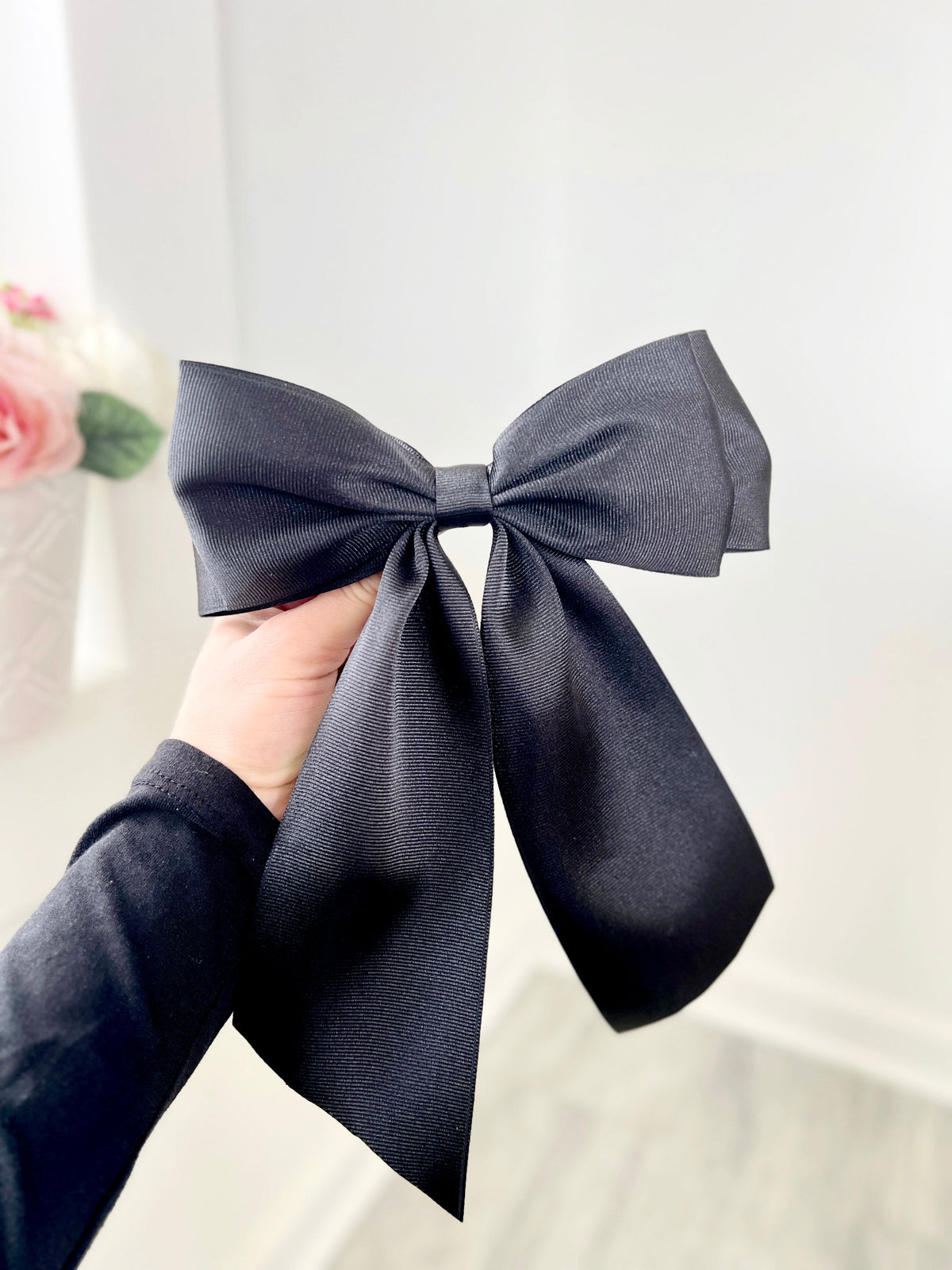 Jimena Bow - Jewelry Maktub LLC