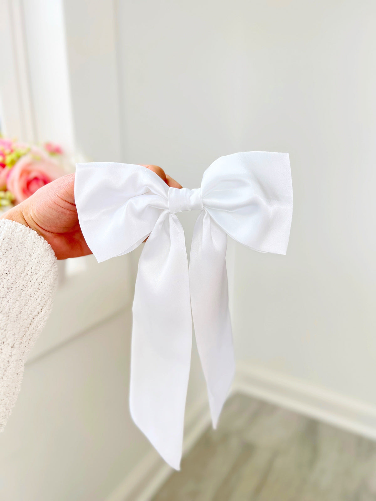 Julieta Bow - Jewelry Maktub LLC