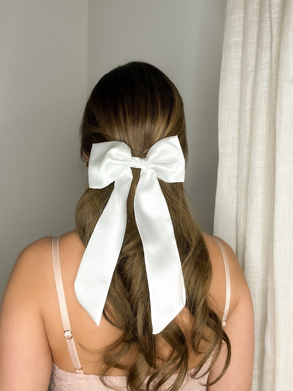 Julieta Bow - Jewelry Maktub LLC