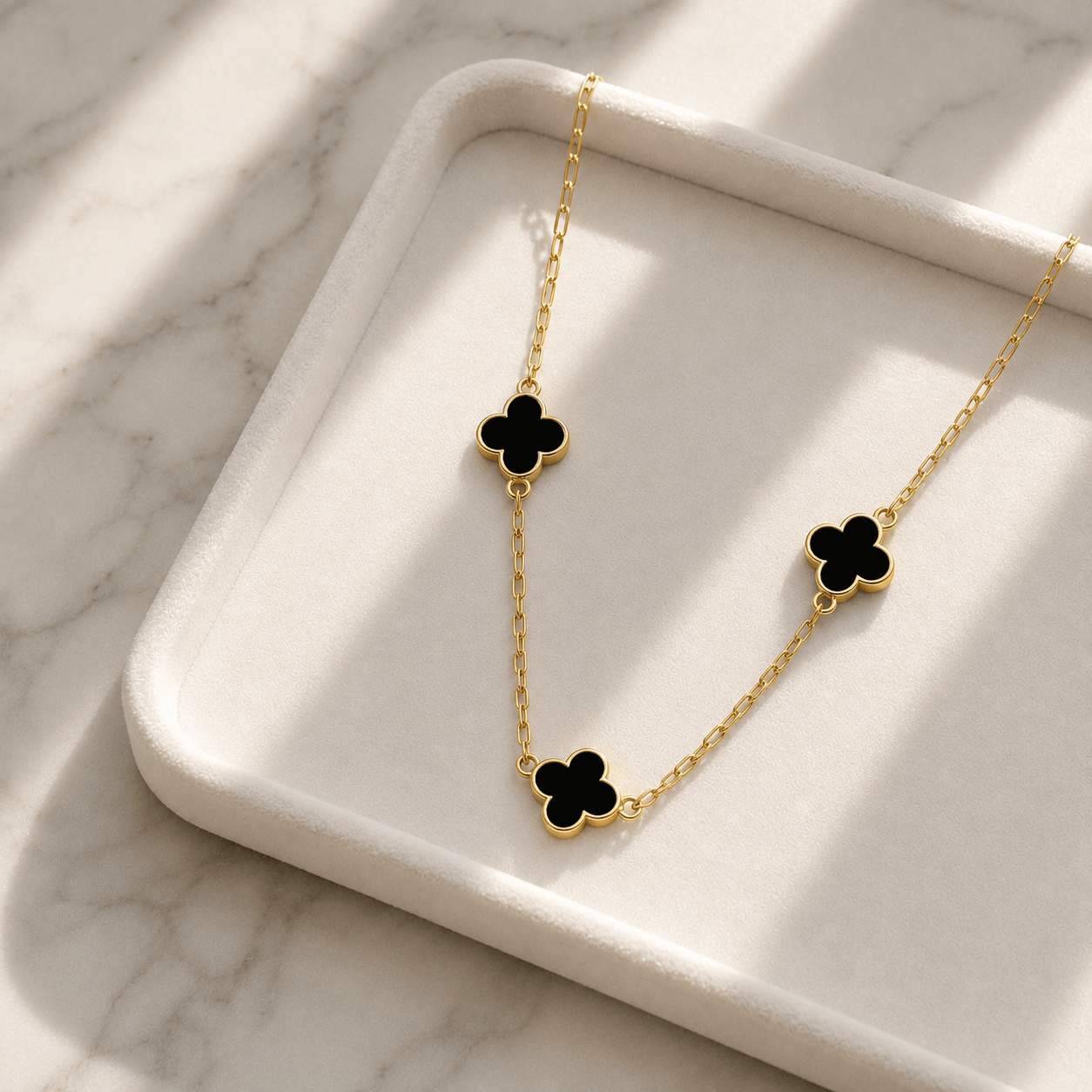 Lucky Clover Necklace - Jewelry Maktub LLC