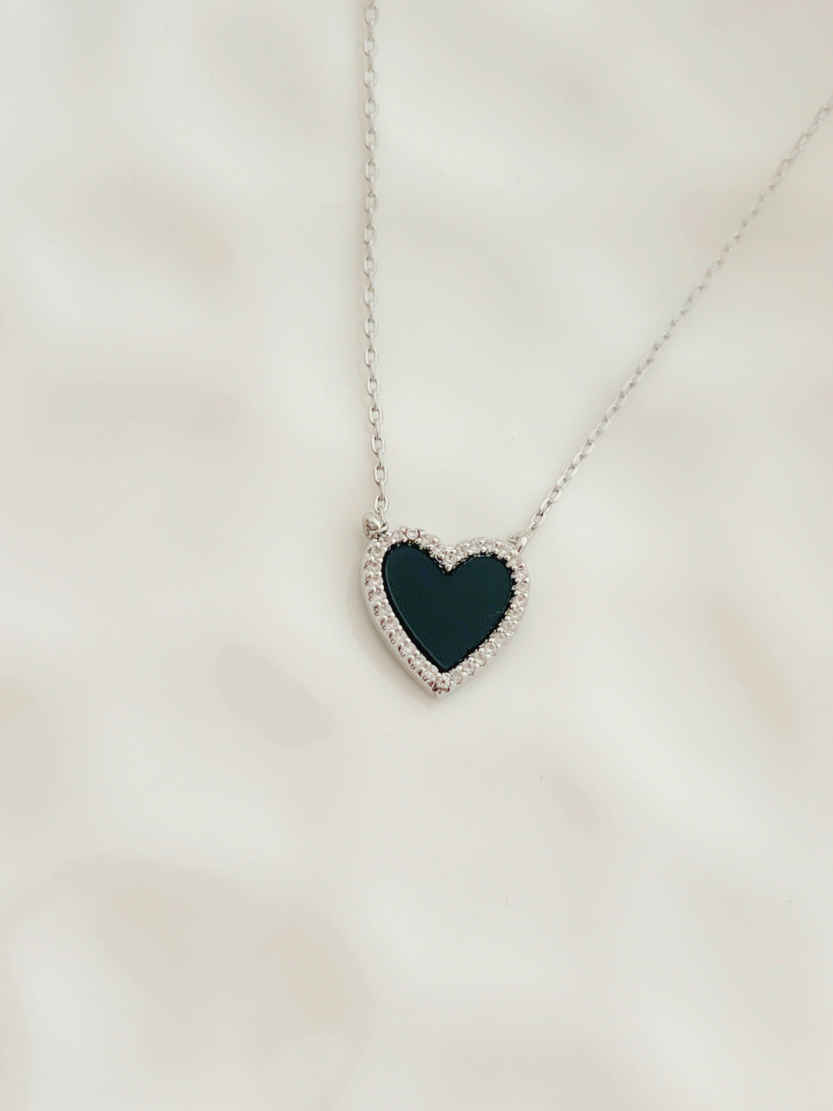 Lucy Silver Heart - Jewelry Maktub LLC
