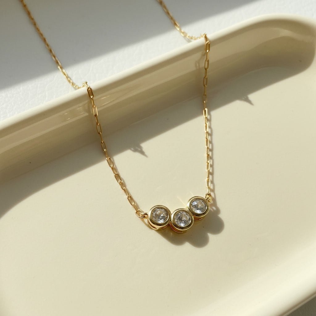 Mila Bezel Necklace - Jewelry Maktub LLC
