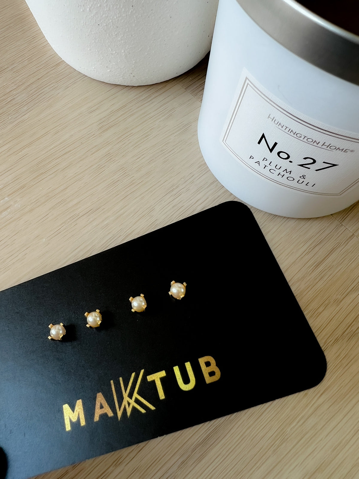 Mini Pearls studs - Jewelry Maktub LLC