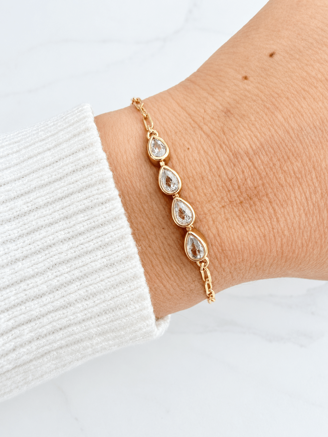 Pear Shape Zircon Bracelet - Jewelry Maktub LLC