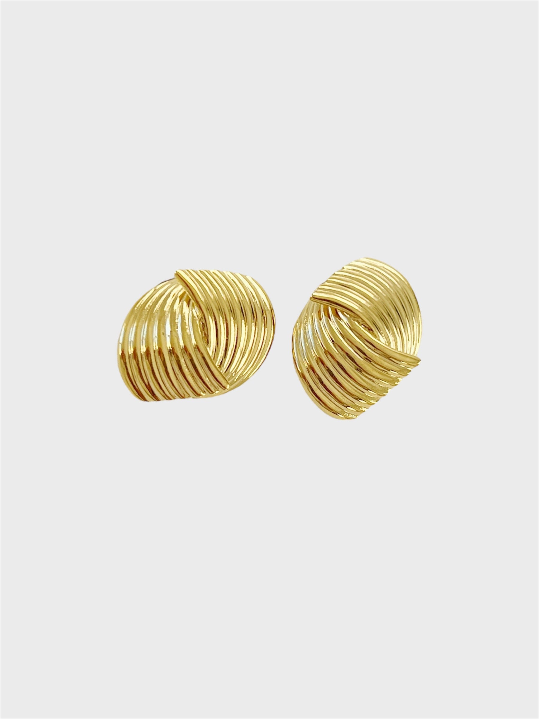 Radiant Twist - Jewelry Maktub LLC