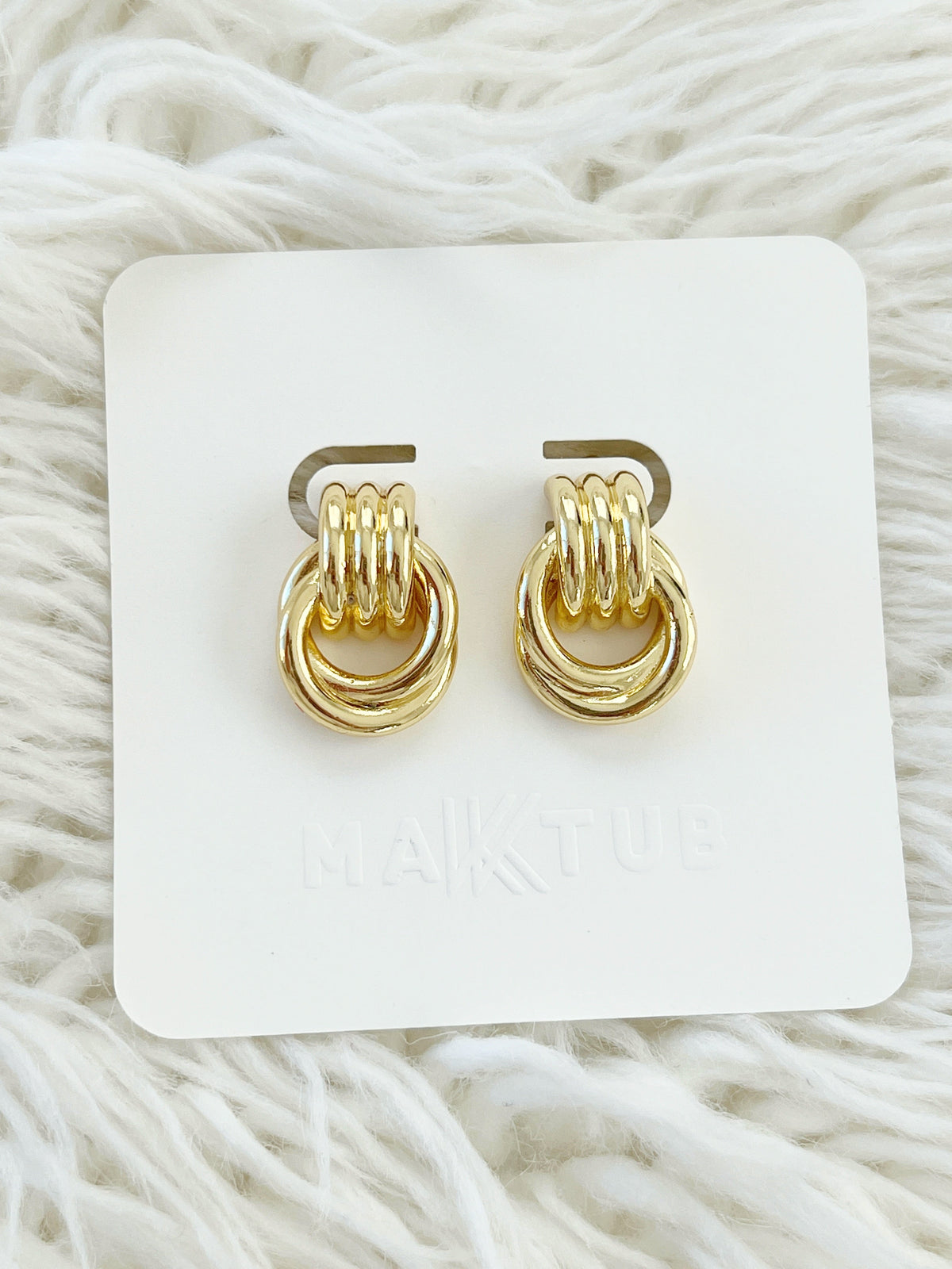 Vintage knot Studs - Jewelry Maktub LLC