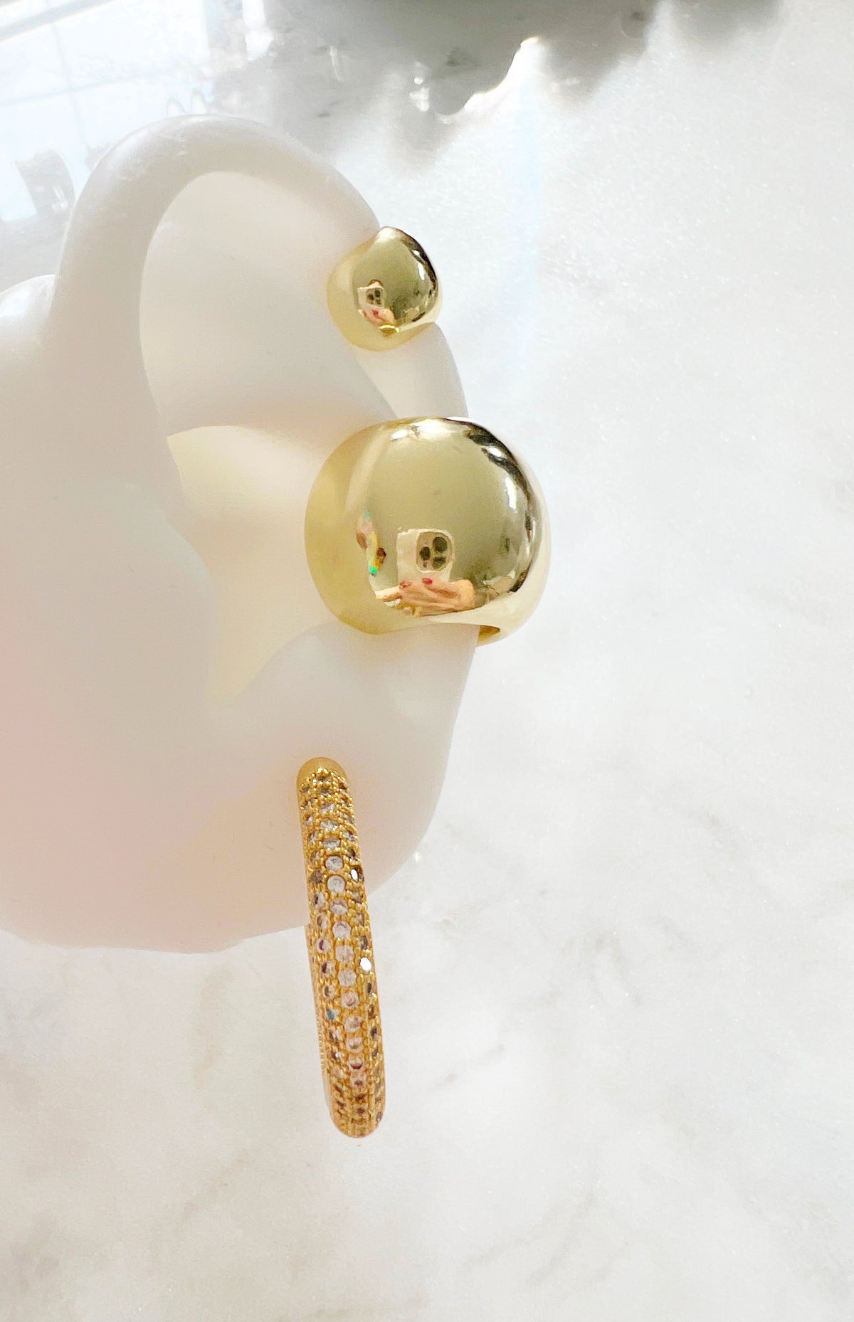 Zara Hoops - Jewelry Maktub LLC