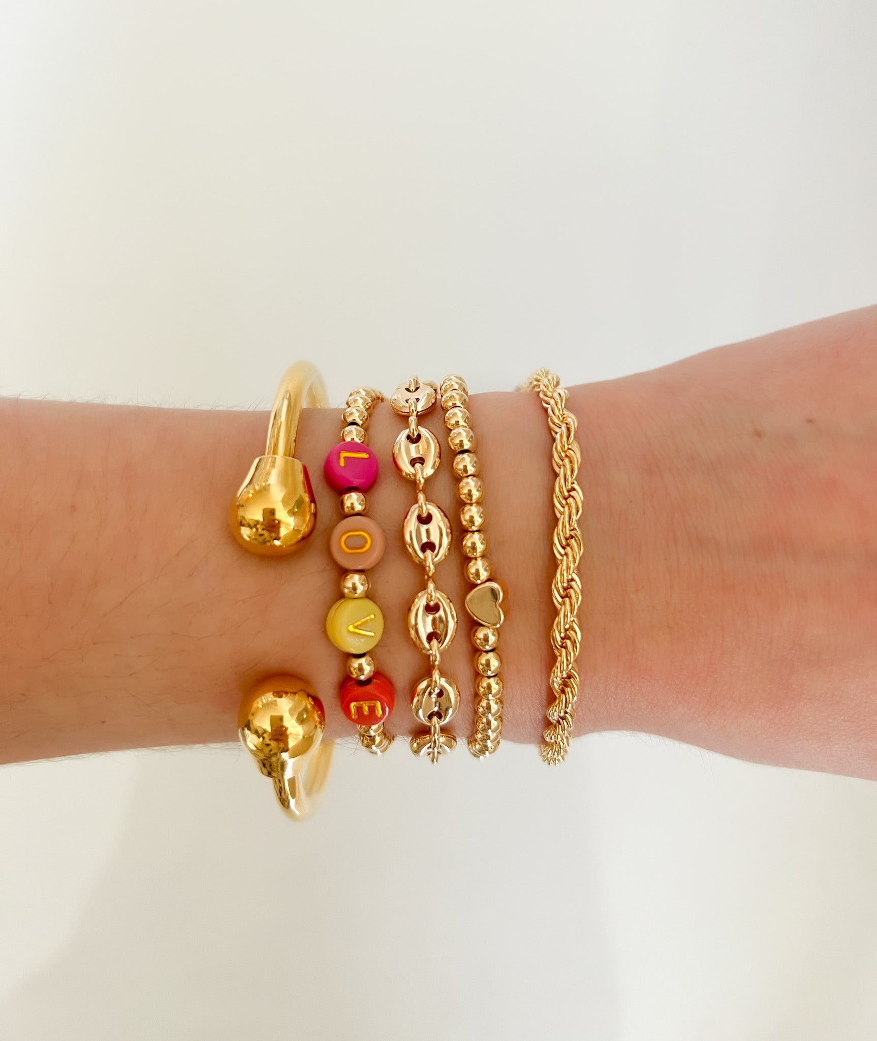 Custom name bracelet - Jewelry Maktub LLC